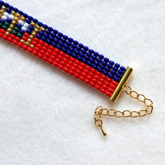 Haiti Haitian flag bead bracelet, handmade, adjustable length, 30% to charity - Picture 6 of 8